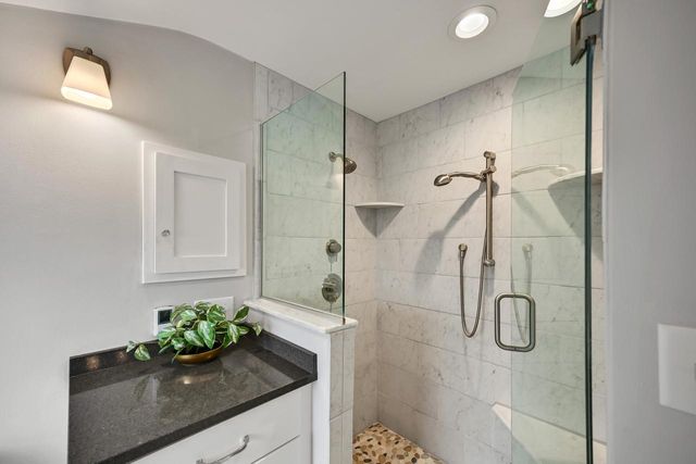 2425 N 81st STREET, Wauwatosa, WI 53213