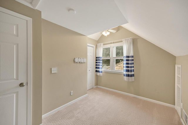 2425 N 81st STREET, Wauwatosa, WI 53213