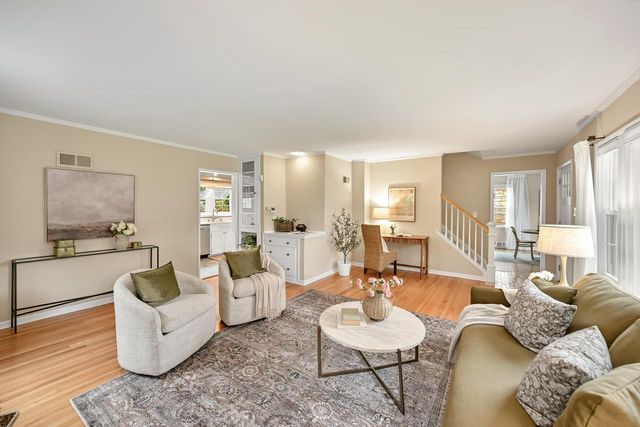 2425 N 81st STREET, Wauwatosa, WI 53213