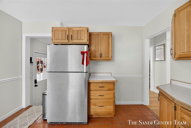 3454 Mccracken Street, Norton Shores, MI 49441