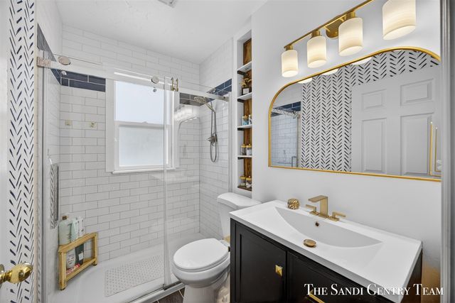 3454 Mccracken Street, Norton Shores, MI 49441