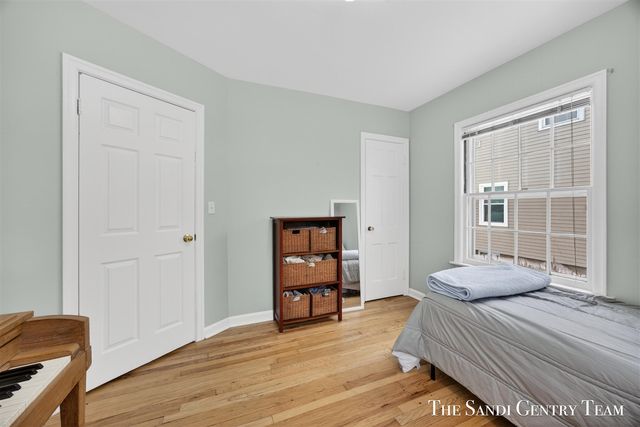 3454 Mccracken Street, Norton Shores, MI 49441