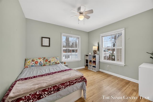 3454 Mccracken Street, Norton Shores, MI 49441