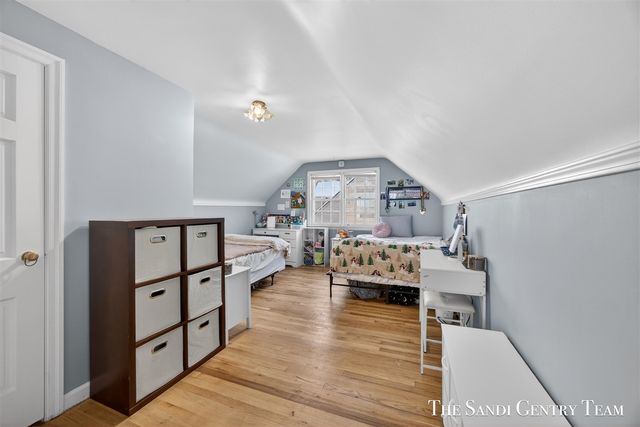 3454 Mccracken Street, Norton Shores, MI 49441