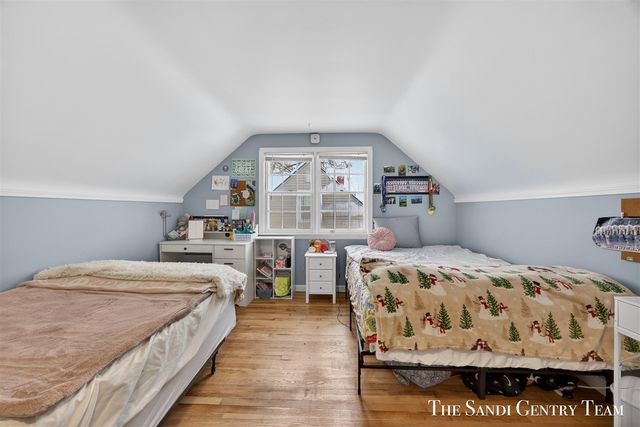 3454 Mccracken Street, Norton Shores, MI 49441