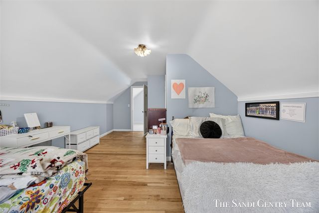 3454 Mccracken Street, Norton Shores, MI 49441