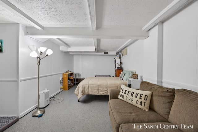 3454 Mccracken Street, Norton Shores, MI 49441