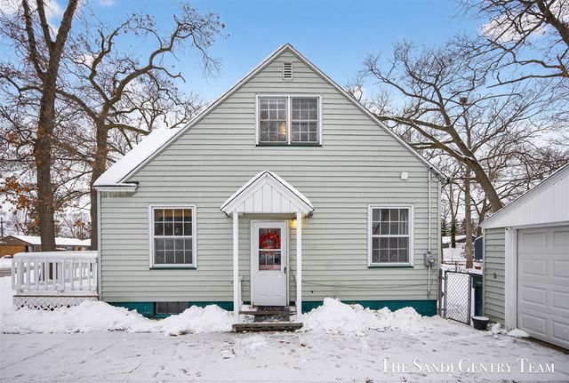 3454 Mccracken Street, Norton Shores, MI 49441