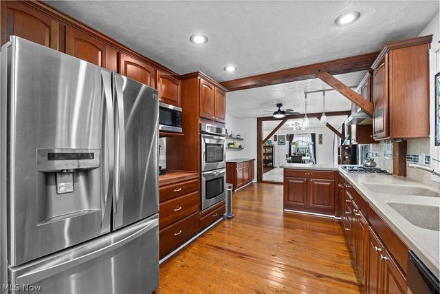 27258 Cook Road, Olmsted Twp, OH 44138