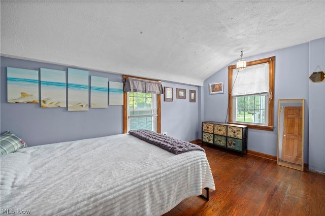 27258 Cook Road, Olmsted Twp, OH 44138