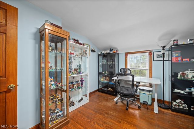 27258 Cook Road, Olmsted Twp, OH 44138