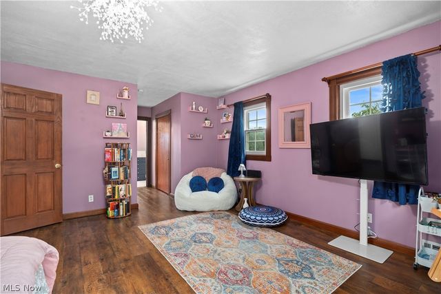 27258 Cook Road, Olmsted Twp, OH 44138