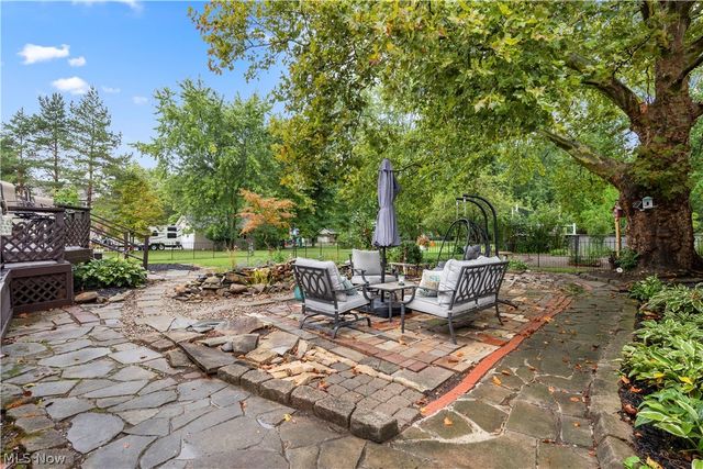 27258 Cook Road, Olmsted Twp, OH 44138