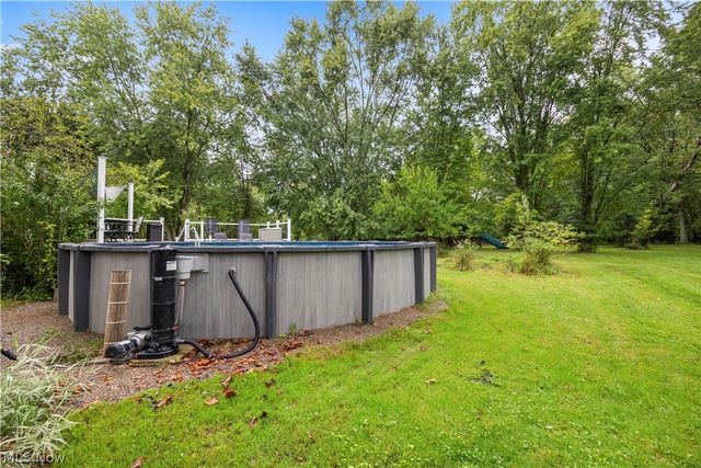 27258 Cook Road, Olmsted Twp, OH 44138