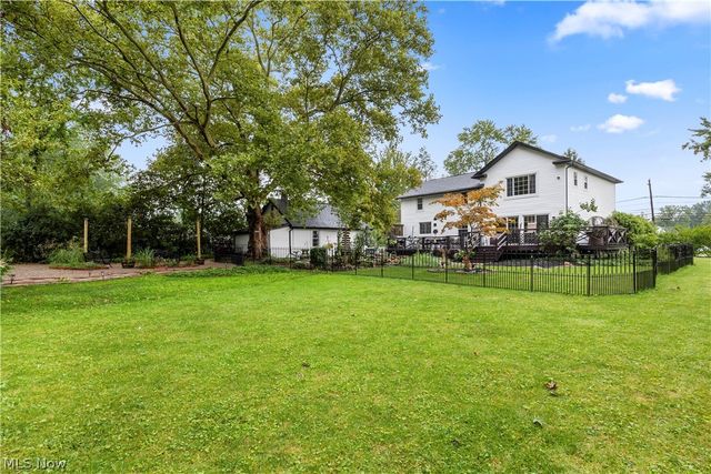 27258 Cook Road, Olmsted Twp, OH 44138