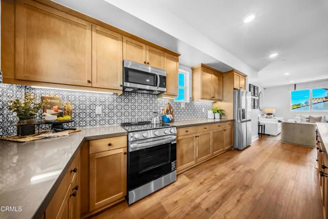 2852 Via Descanso, Camarillo, CA 93012