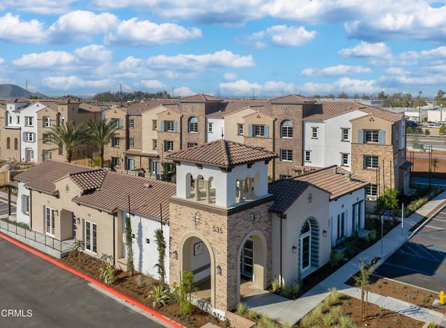 2852 Via Descanso, Camarillo, CA 93012