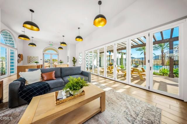 2852 Via Descanso, Camarillo, CA 93012