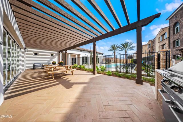 2852 Via Descanso, Camarillo, CA 93012