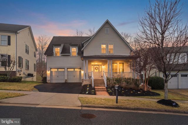 17136 GULLWING DR, Dumfries, VA 22026