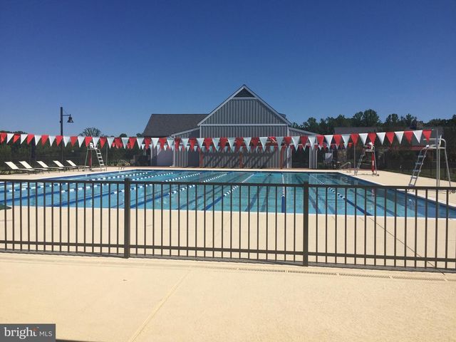 17136 GULLWING DR, Dumfries, VA 22026