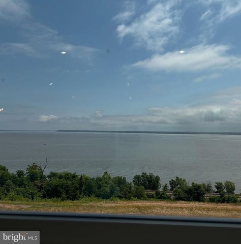 17136 GULLWING DR, Dumfries, VA 22026