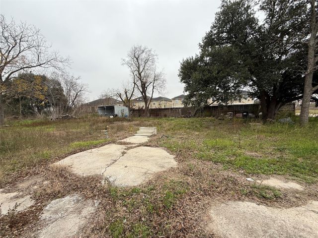 509 Solomon, Brookshire, TX 77423
