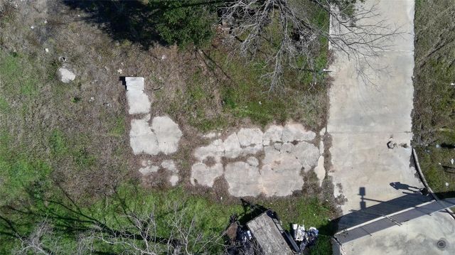 509 Solomon, Brookshire, TX 77423