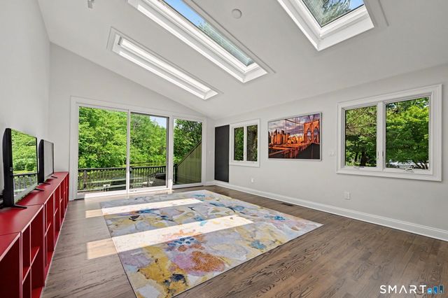 196 Echo Hill Drive, Stamford, CT 06903