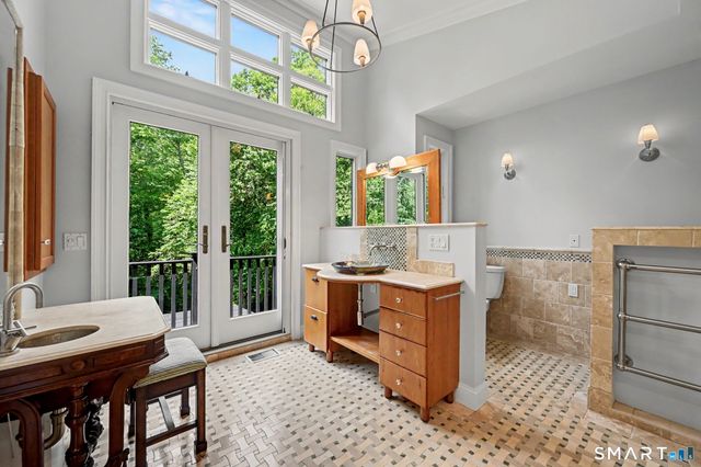 196 Echo Hill Drive, Stamford, CT 06903