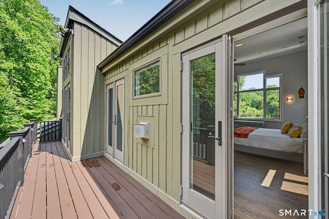 196 Echo Hill Drive, Stamford, CT 06903