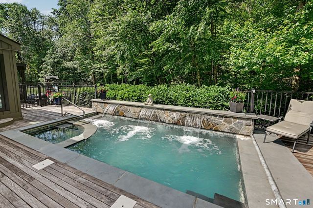 196 Echo Hill Drive, Stamford, CT 06903