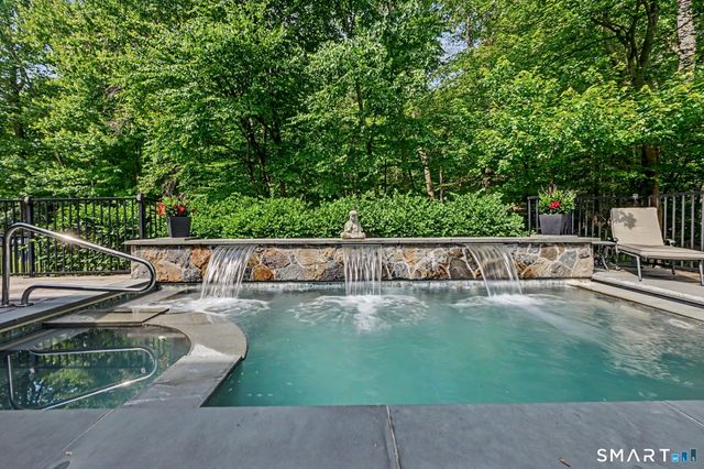196 Echo Hill Drive, Stamford, CT 06903