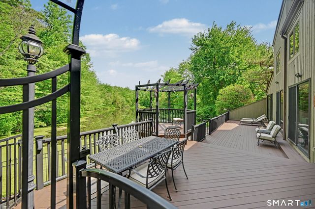 196 Echo Hill Drive, Stamford, CT 06903
