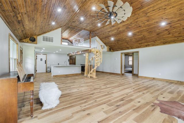 12601 N Douglas Boulevard, Jones, OK 73049