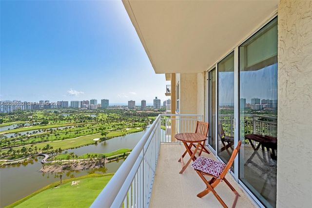 19501 W Country Club Dr 2513, Aventura, FL 33180
