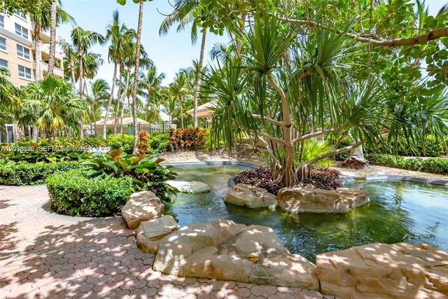 19501 W Country Club Dr 2513, Aventura, FL 33180