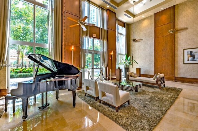 19501 W Country Club Dr 2513, Aventura, FL 33180