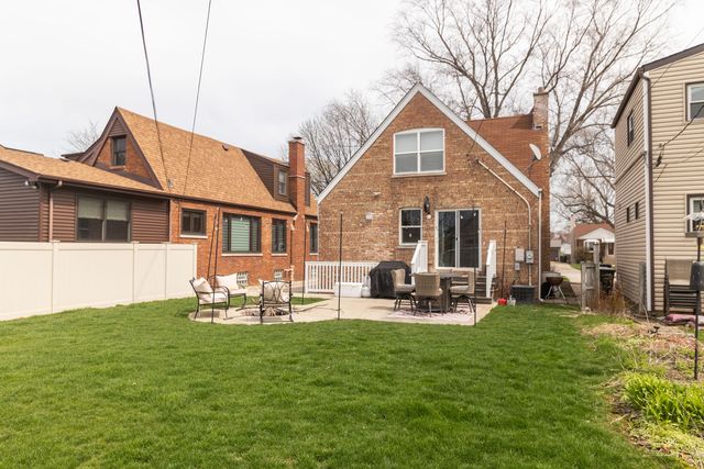 9840 S Saint Louis Avenue, Evergreen Park, IL 60805