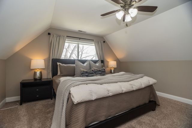 9840 S Saint Louis Avenue, Evergreen Park, IL 60805