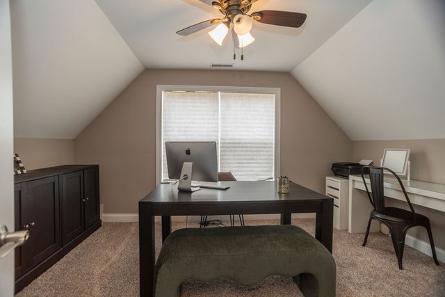 9840 S Saint Louis Avenue, Evergreen Park, IL 60805