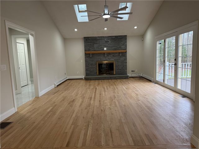 5 Connor Lane, Barrington, RI 02806