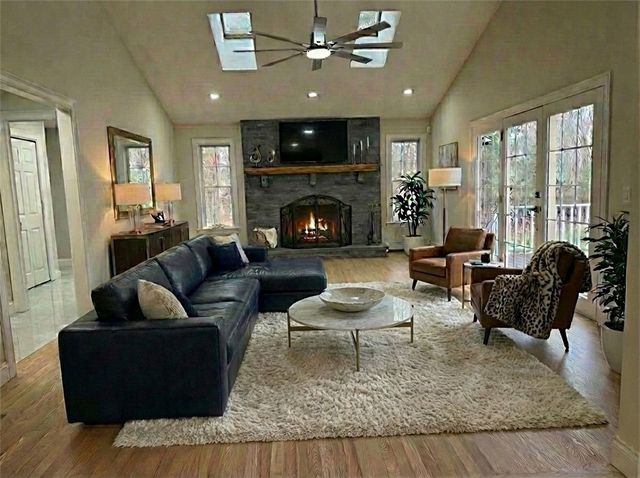 5 Connor Lane, Barrington, RI 02806