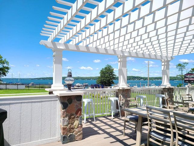 630 Cadence CIRCLE, Lake Geneva, WI 53147