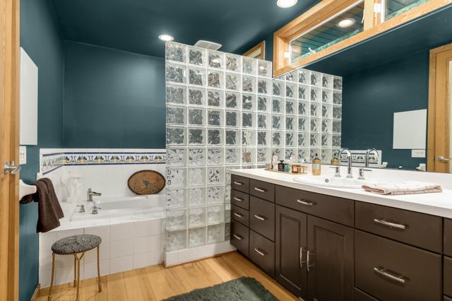 2022 Medina Road, Medina, MN 55340