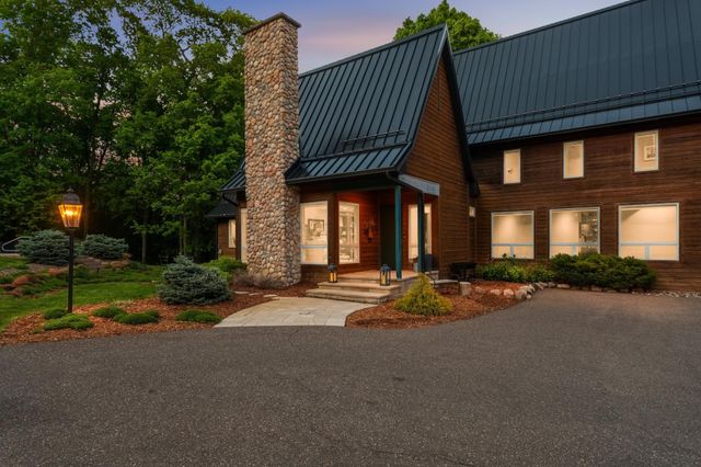 2022 Medina Road, Medina, MN 55340