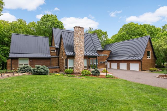 2022 Medina Road, Medina, MN 55340
