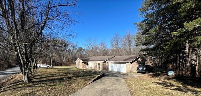 1770 W Craig Road, Scottsburg, IN 47170