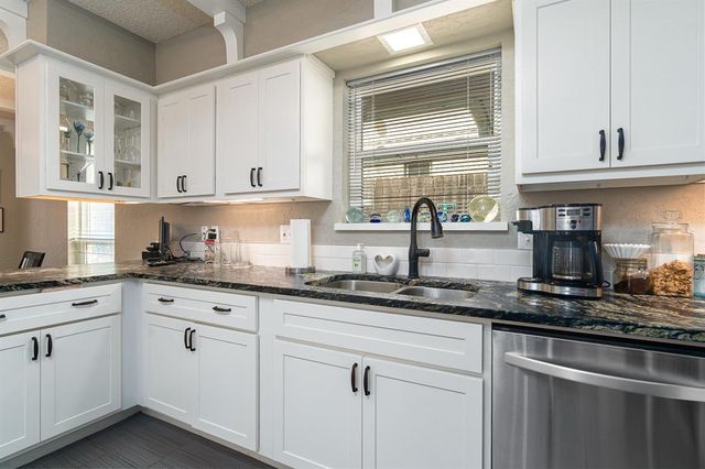 6301 Paschall Court, Oklahoma City, OK 73132