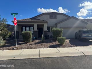 8697 W Denstone Road, Marana, AZ 85653